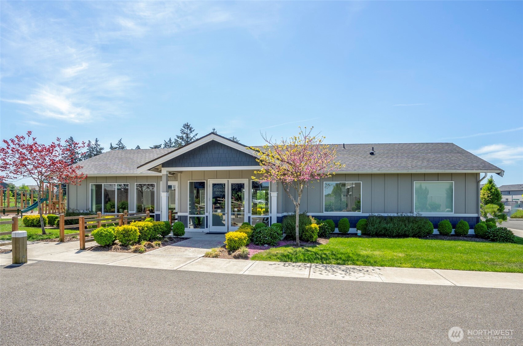 18703 108th Avenue E, Puyallup, WA 98374-5673