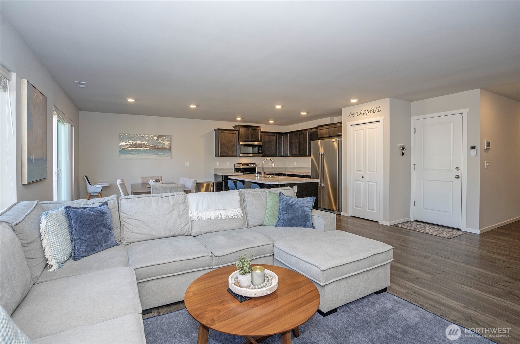 18703 108th Avenue E, Puyallup, WA 98374-5673