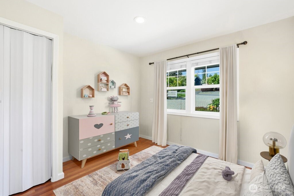 6917 Rainier Avenue , Gig Harbor, WA 98335