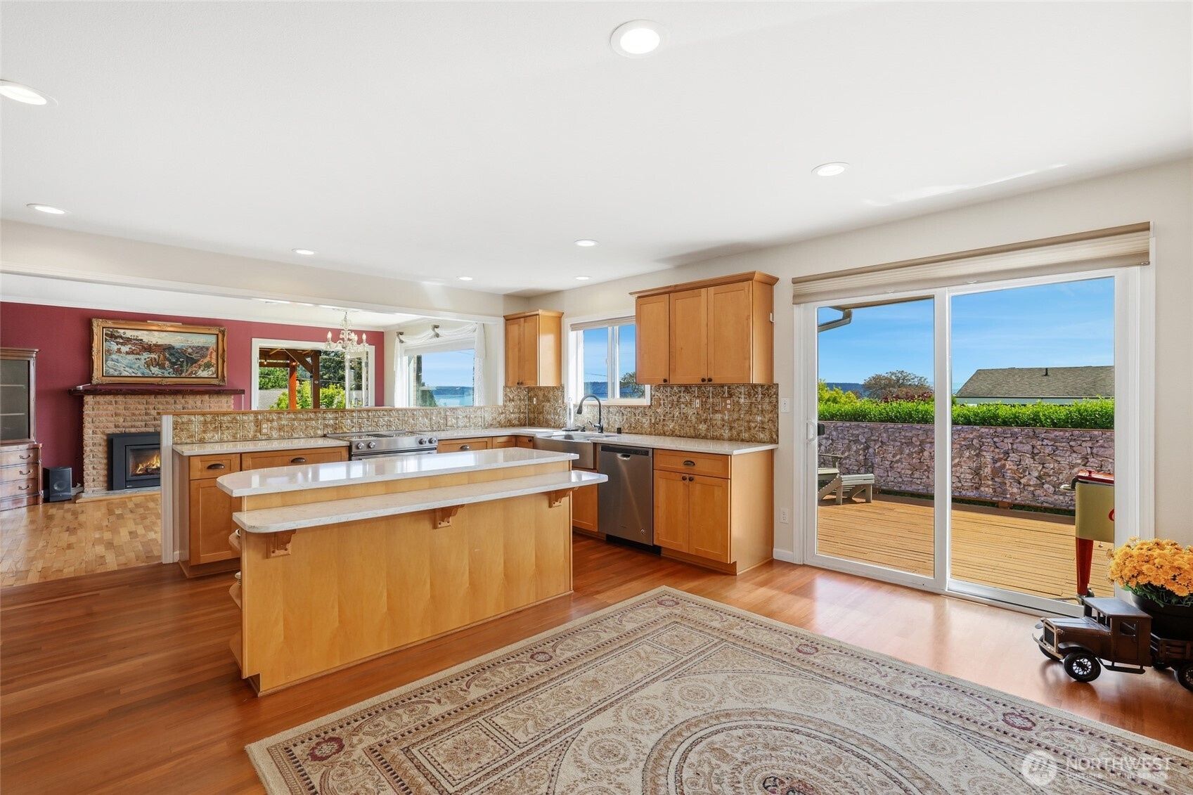 6917 Rainier Avenue , Gig Harbor, WA 98335