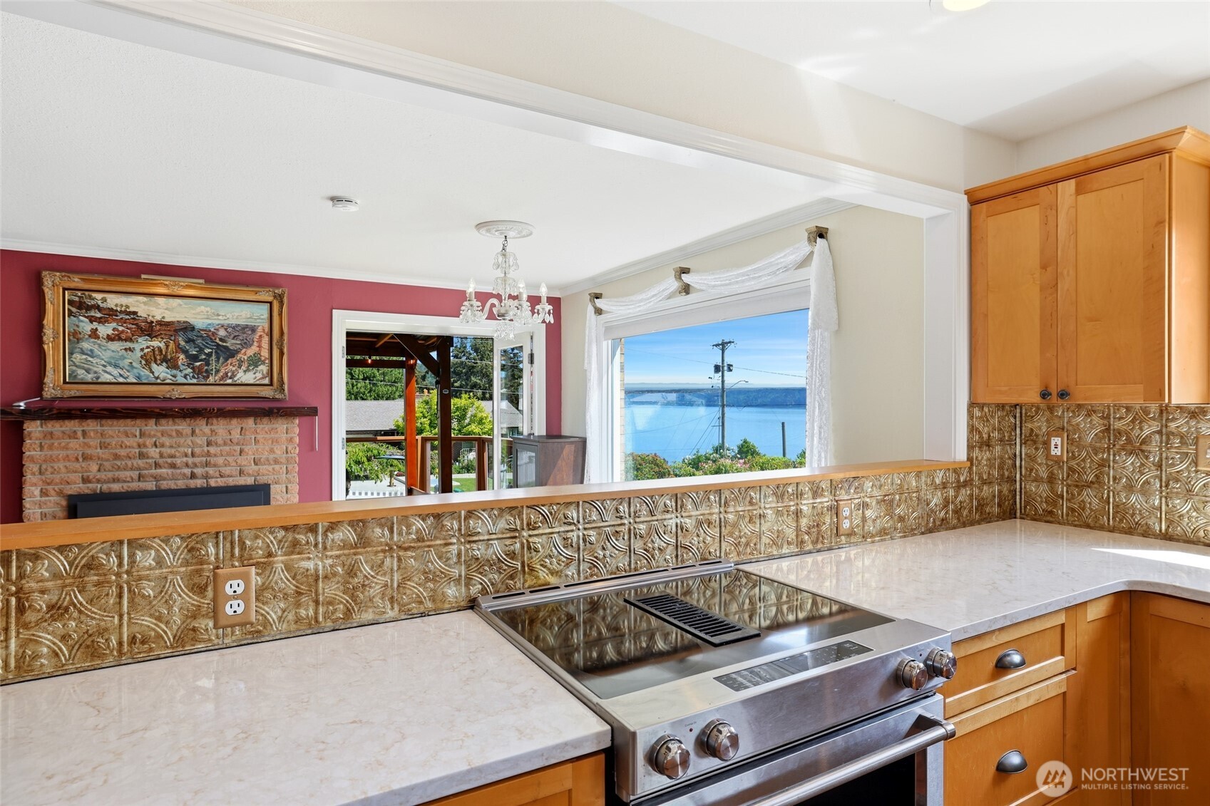 6917 Rainier Avenue , Gig Harbor, WA 98335