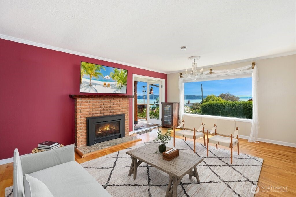 6917 Rainier Avenue , Gig Harbor, WA 98335