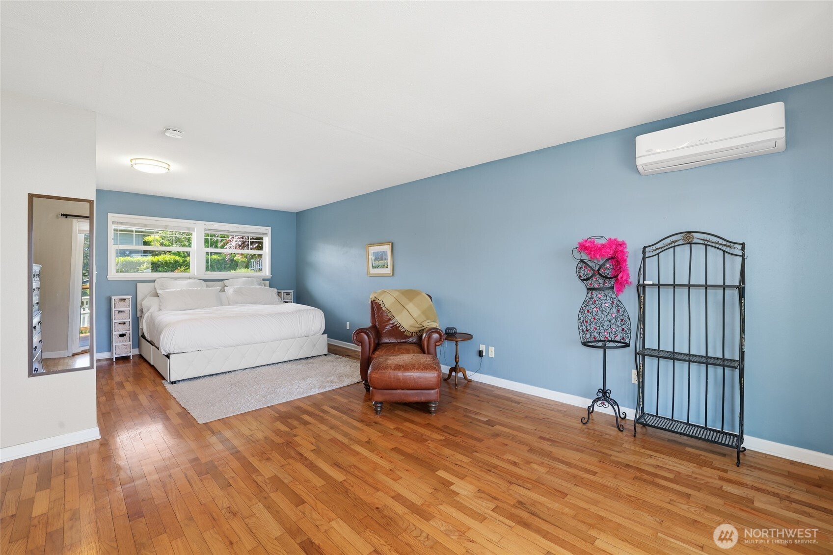 6917 Rainier Avenue , Gig Harbor, WA 98335