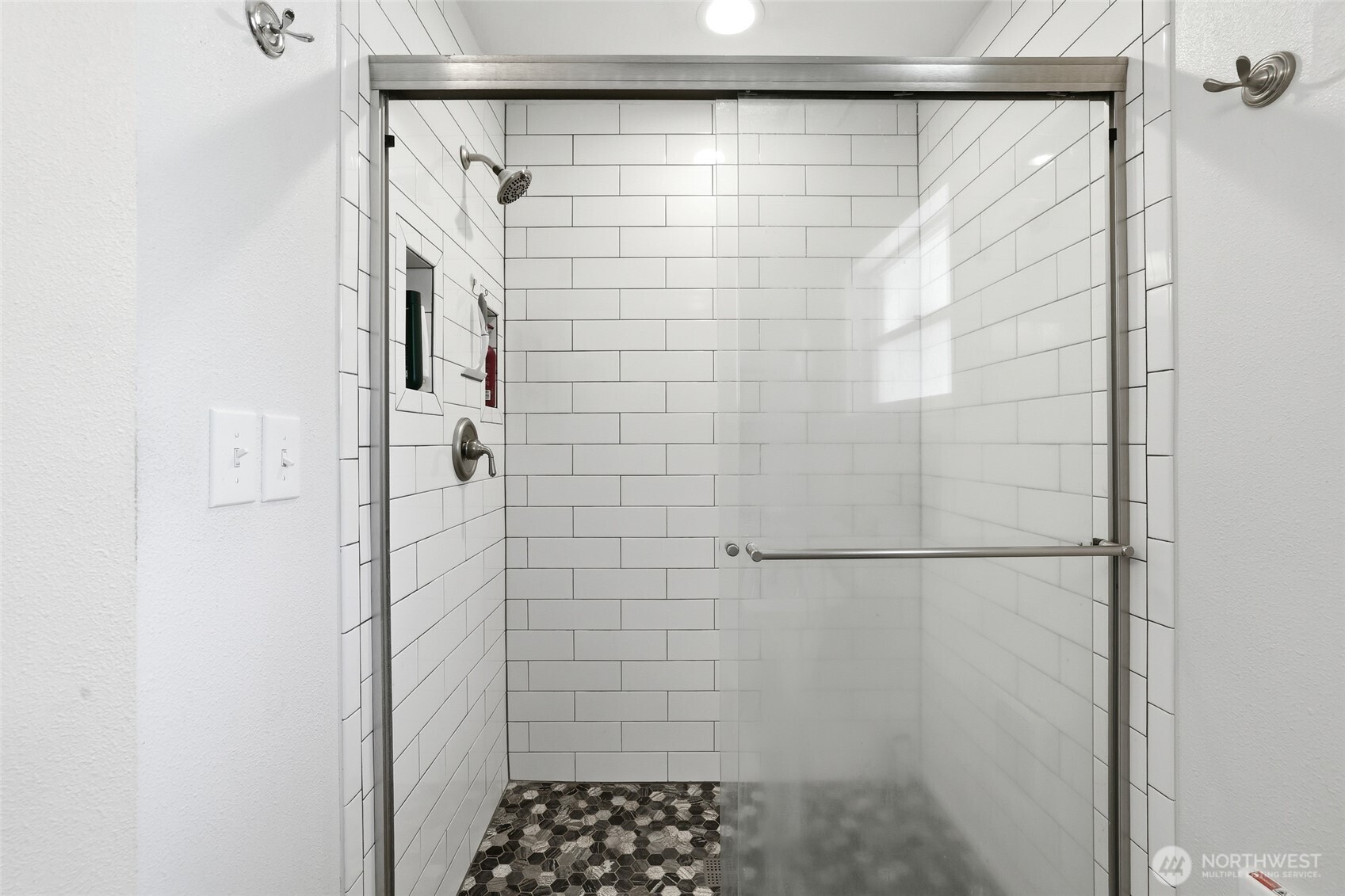 6917 Rainier Avenue , Gig Harbor, WA 98335