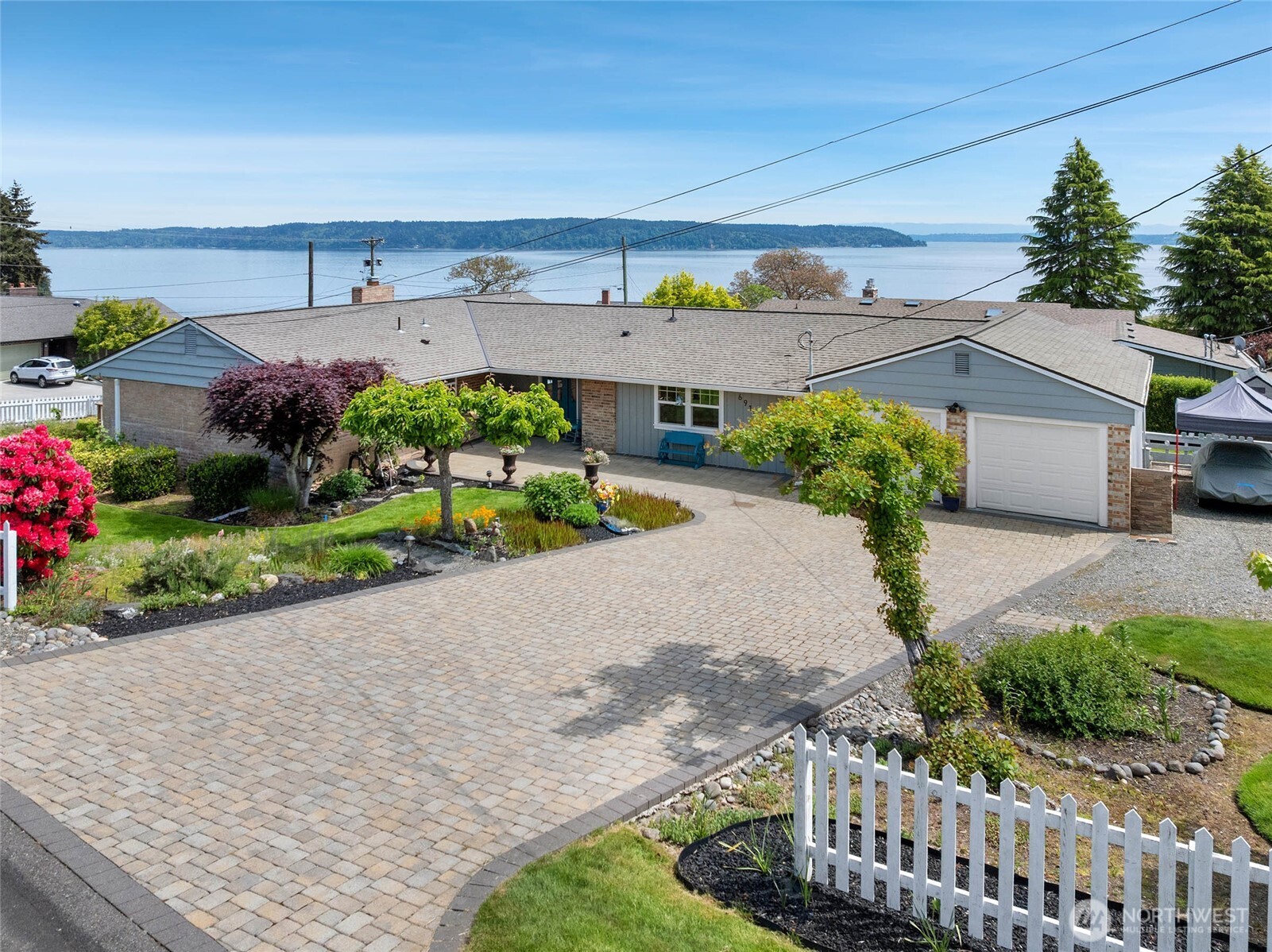6917 Rainier Avenue , Gig Harbor, WA 98335