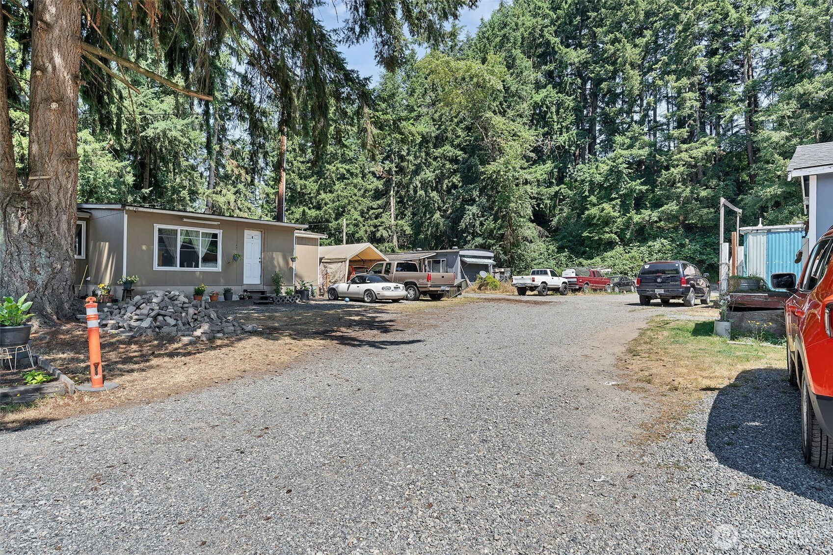 823 128th Street SE, Everett, WA 98208