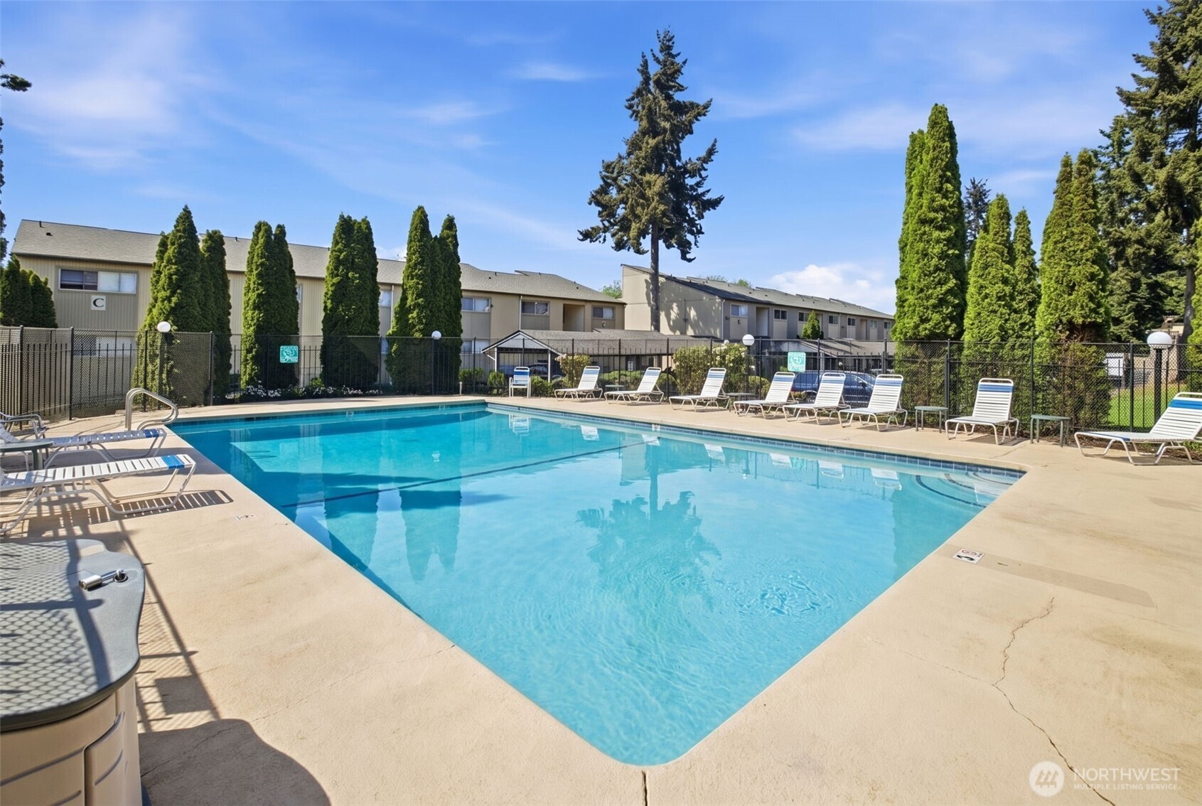 31003 14th Avenue S #E2, Federal Way, WA 98003