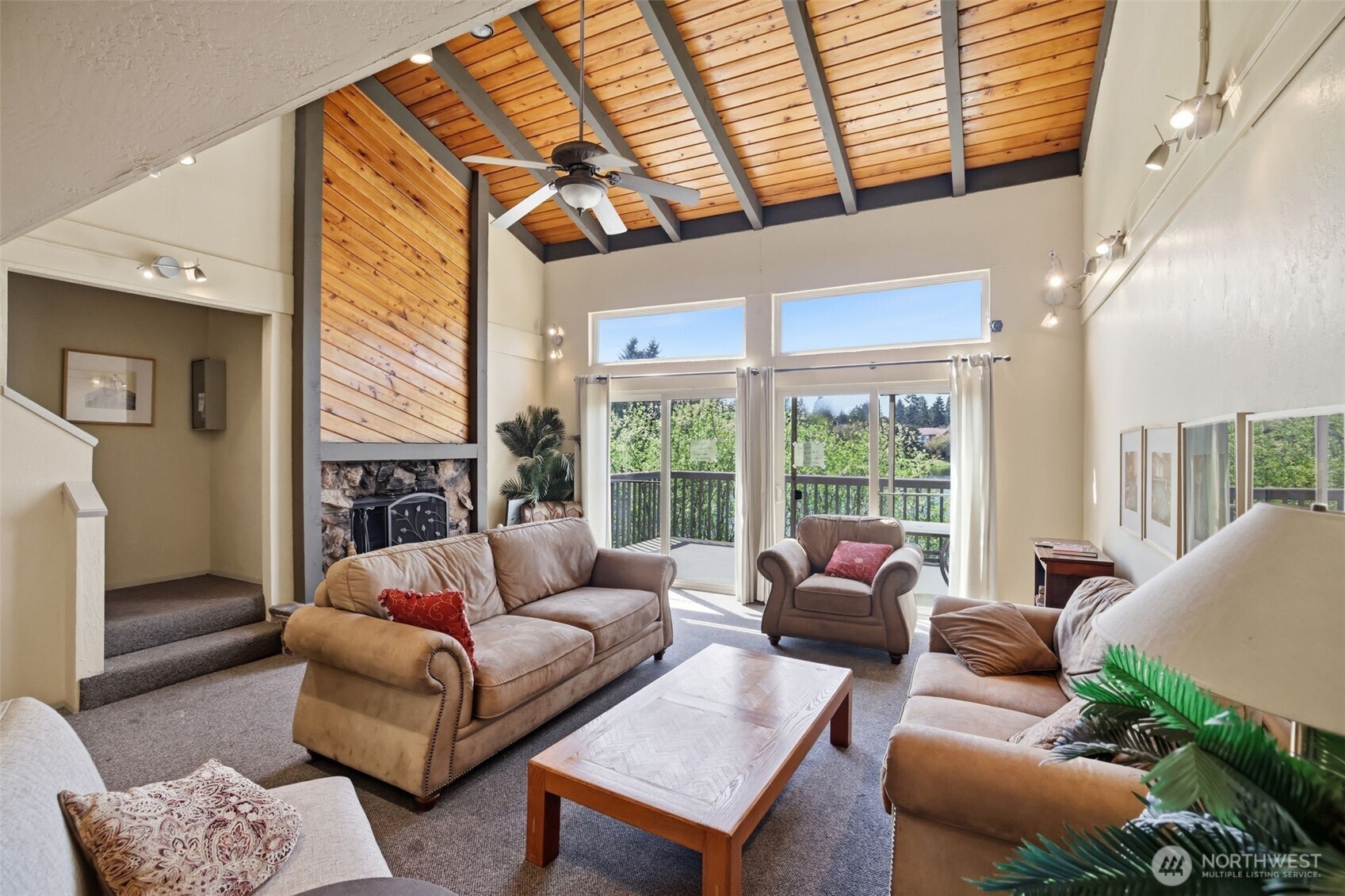 31003 14th Avenue S #E2, Federal Way, WA 98003