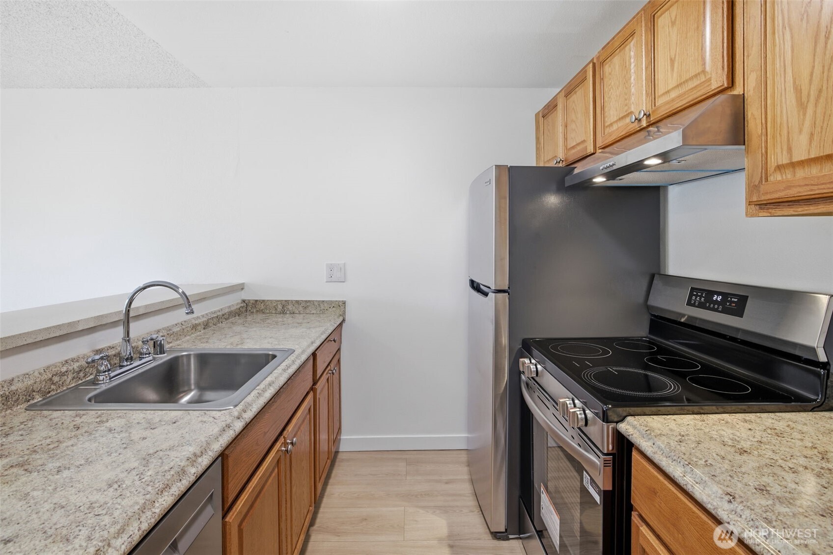 31003 14th Avenue S #E2, Federal Way, WA 98003