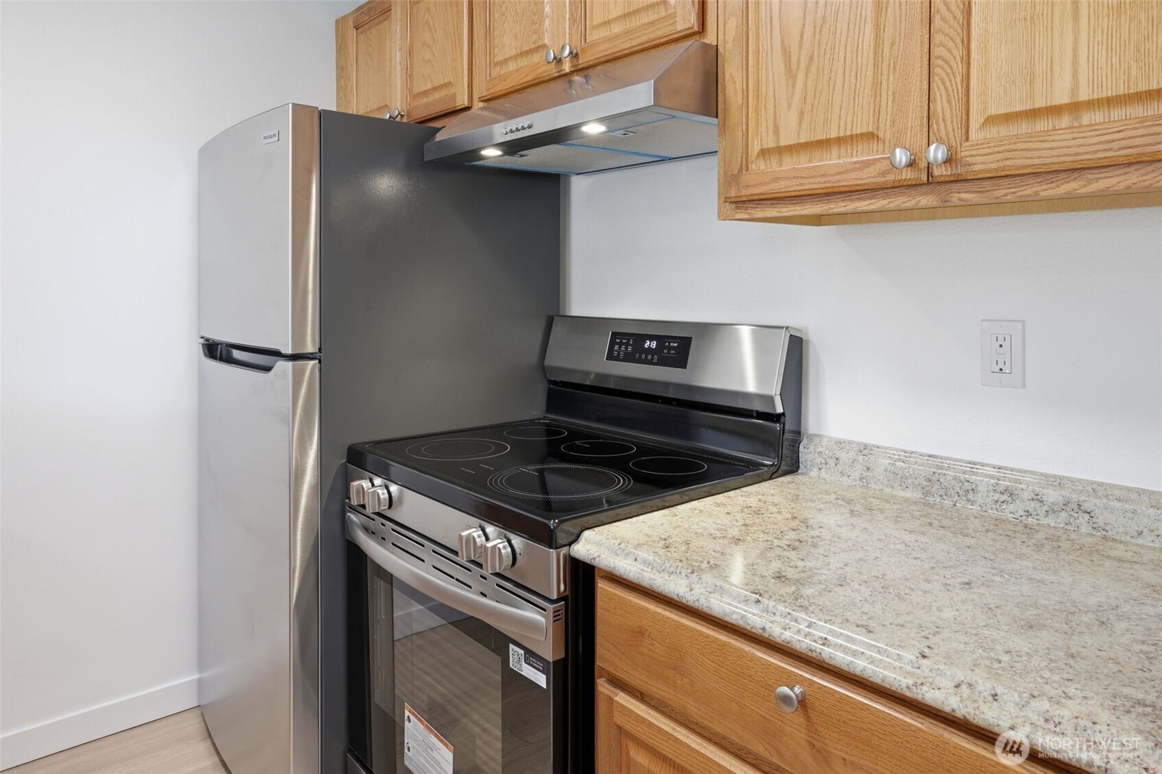 31003 14th Avenue S #E2, Federal Way, WA 98003