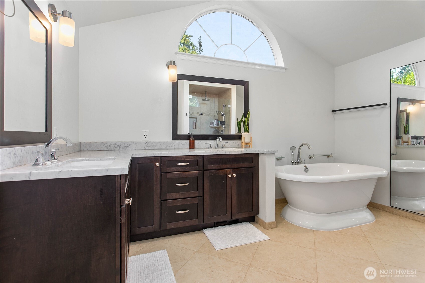 329 Viewcrest Road , Bellingham, WA 98229