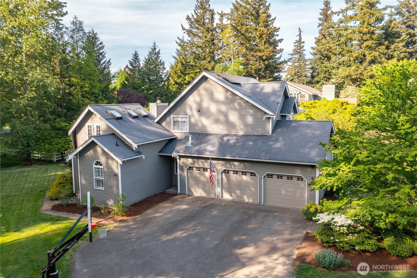 329 Viewcrest Road , Bellingham, WA 98229