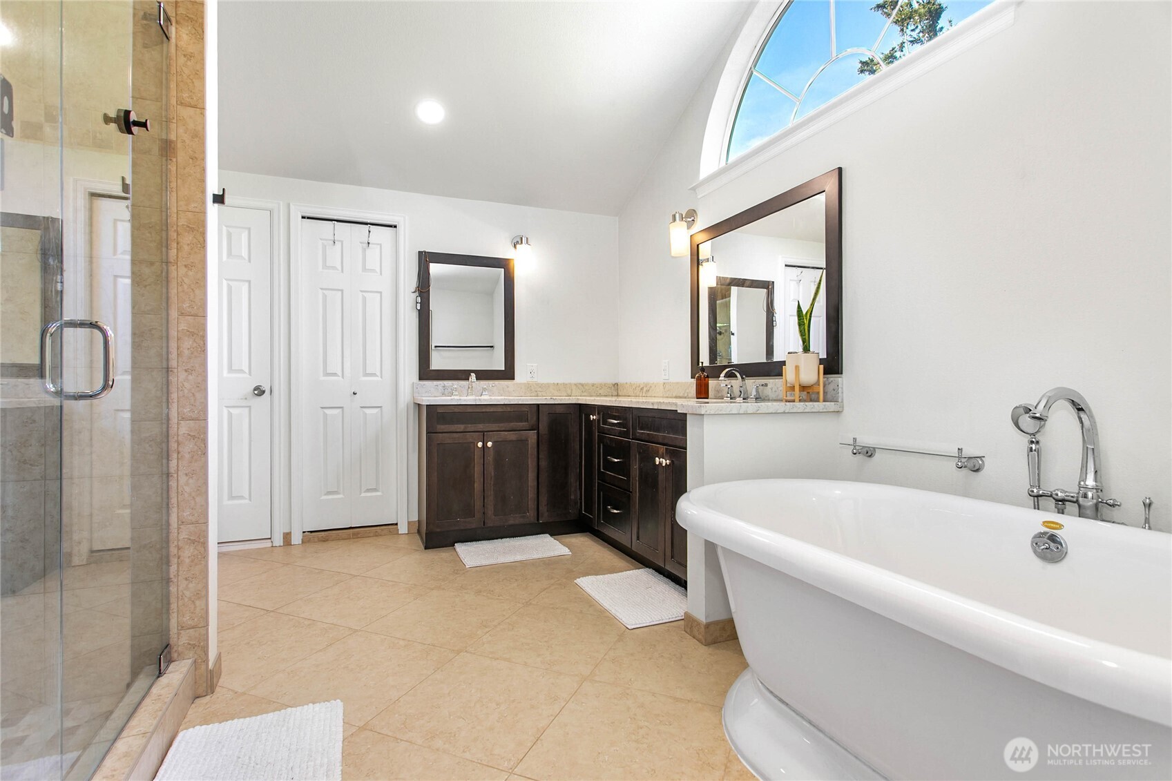 329 Viewcrest Road , Bellingham, WA 98229