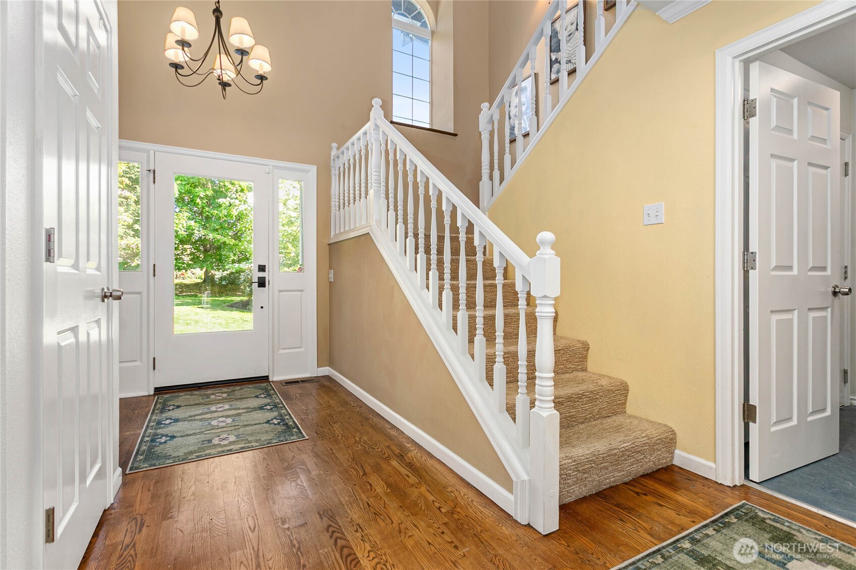 329 Viewcrest Road , Bellingham, WA 98229