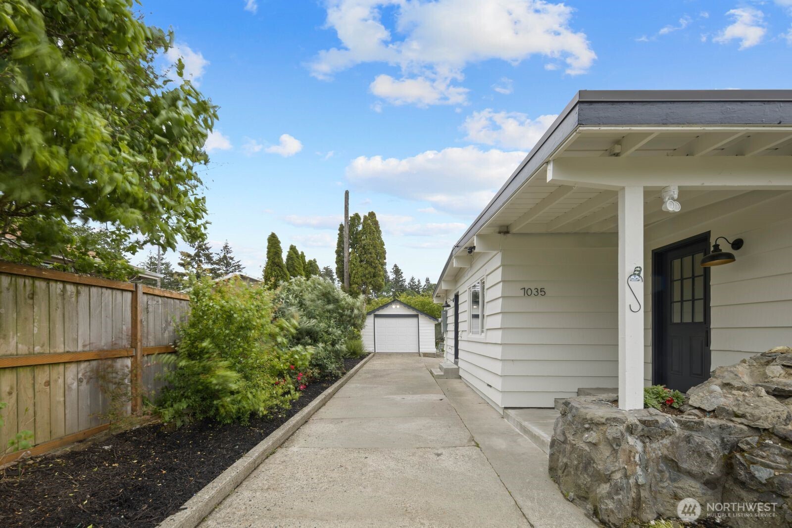 7035 S Prospect Street , Tacoma, WA 98409-5949