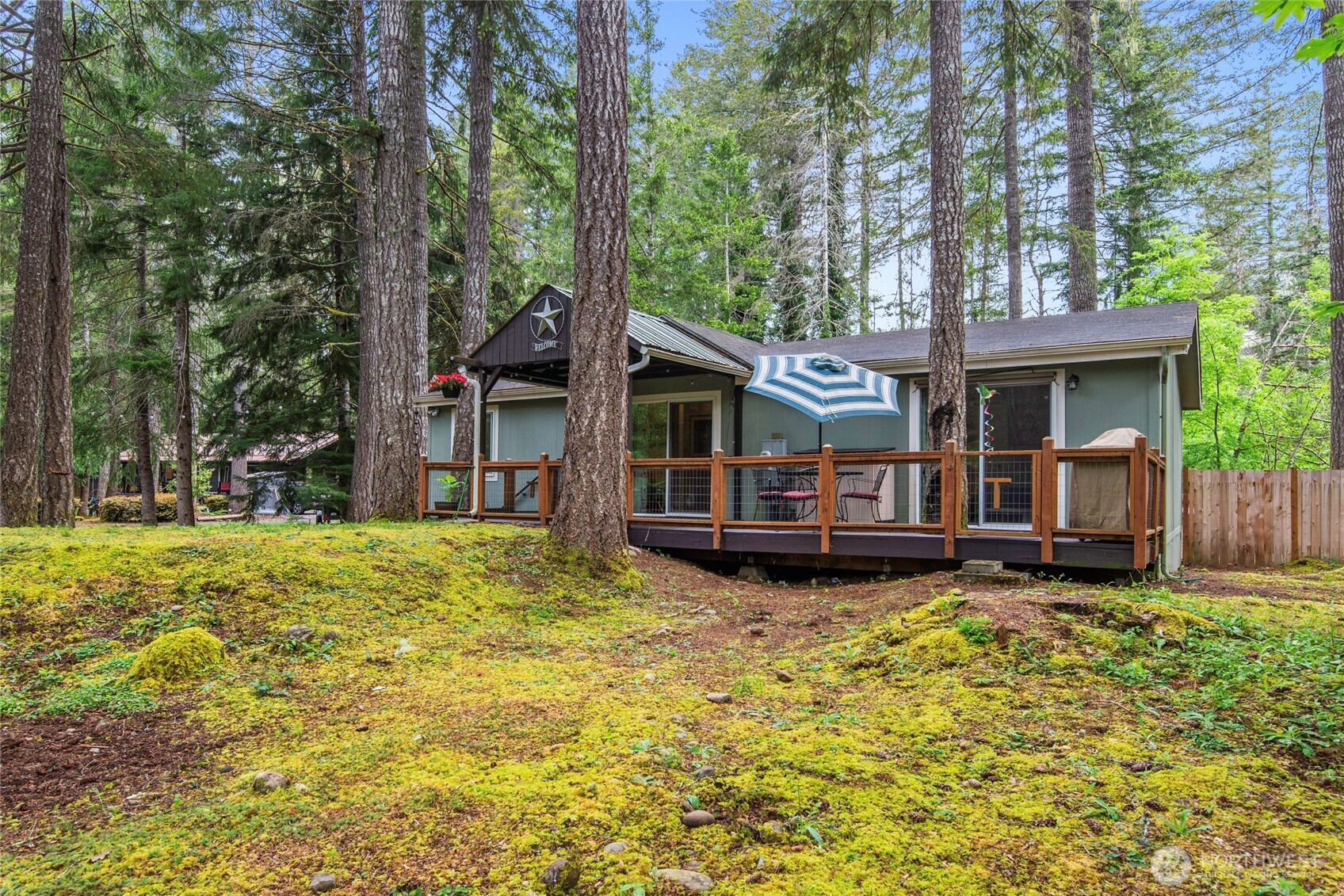 30 N Carp Place N, Hoodsport, WA 98548