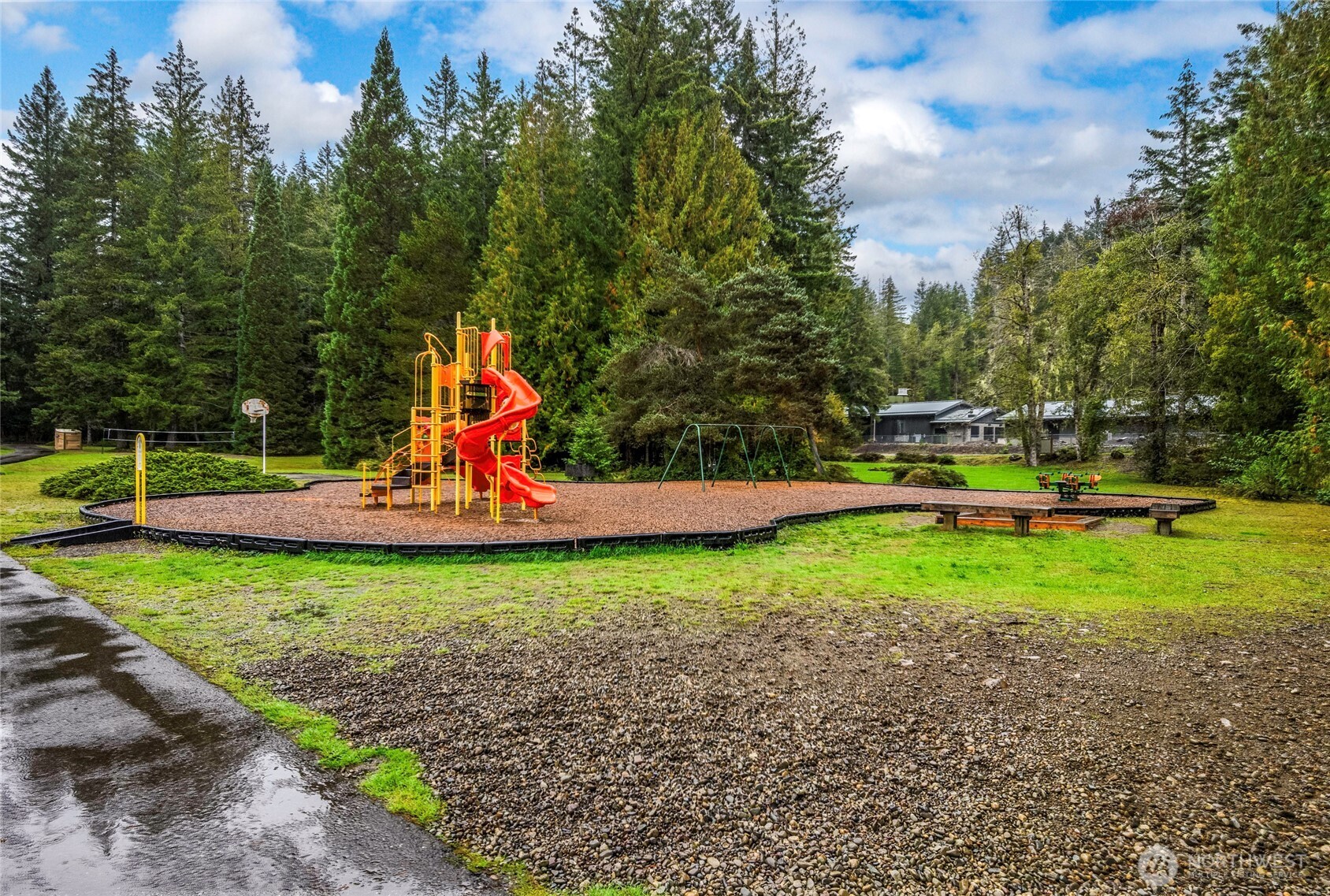 30 N Carp Place N, Hoodsport, WA 98548