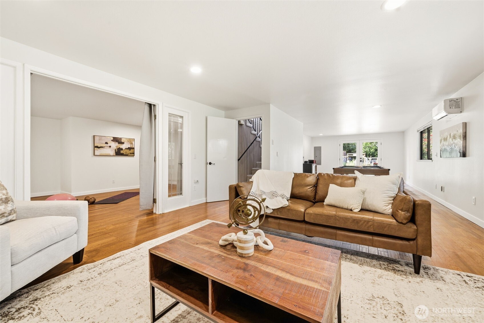 870 10th Lane , Fox Island, WA 98333
