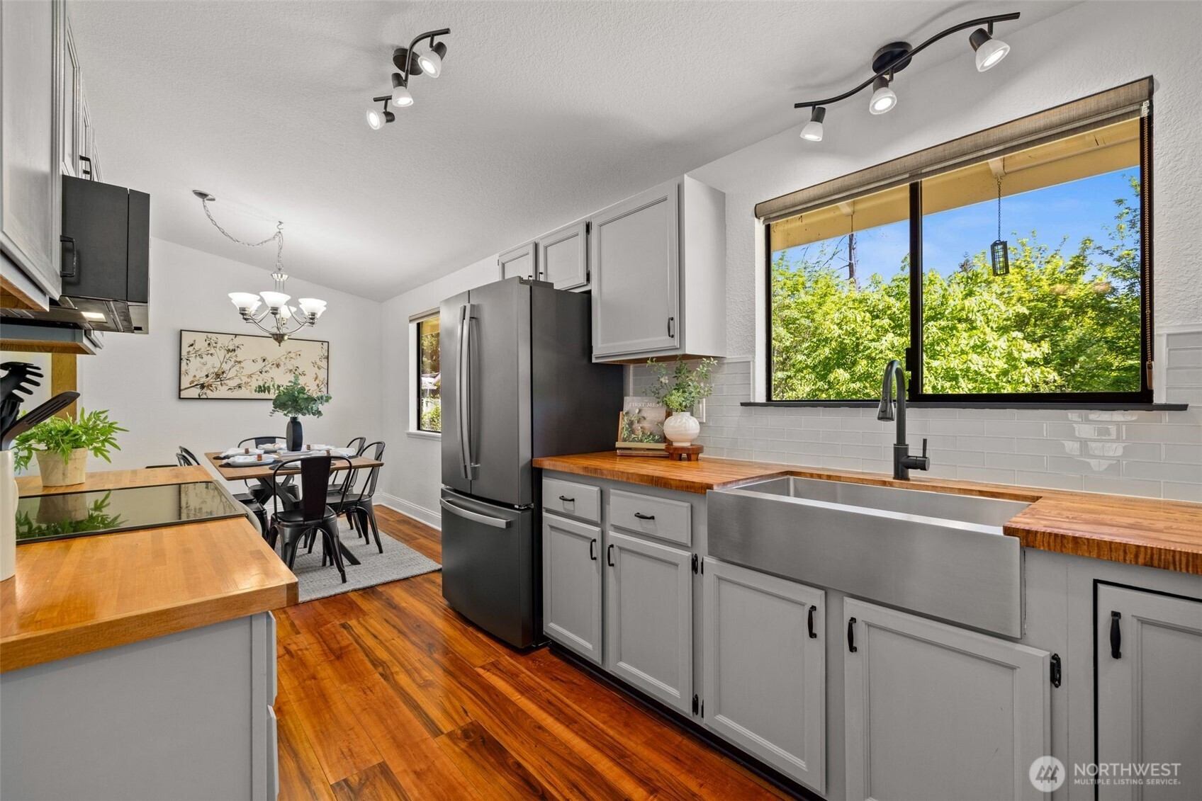 16020 SE 322nd Street , Auburn, WA 98092