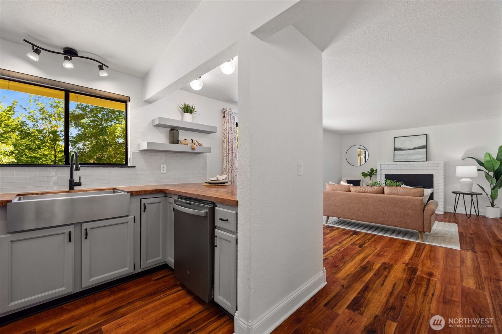 16020 SE 322nd Street , Auburn, WA 98092
