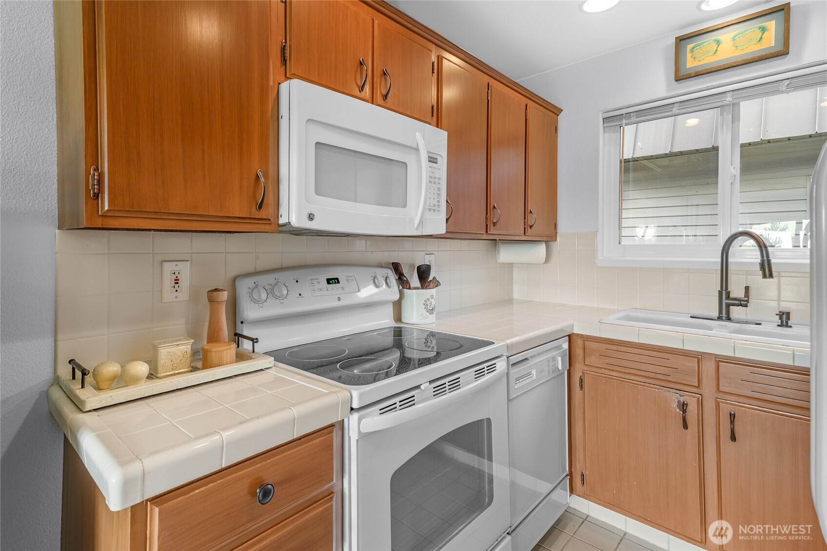 33617 G Street , Ocean Park, WA 98640