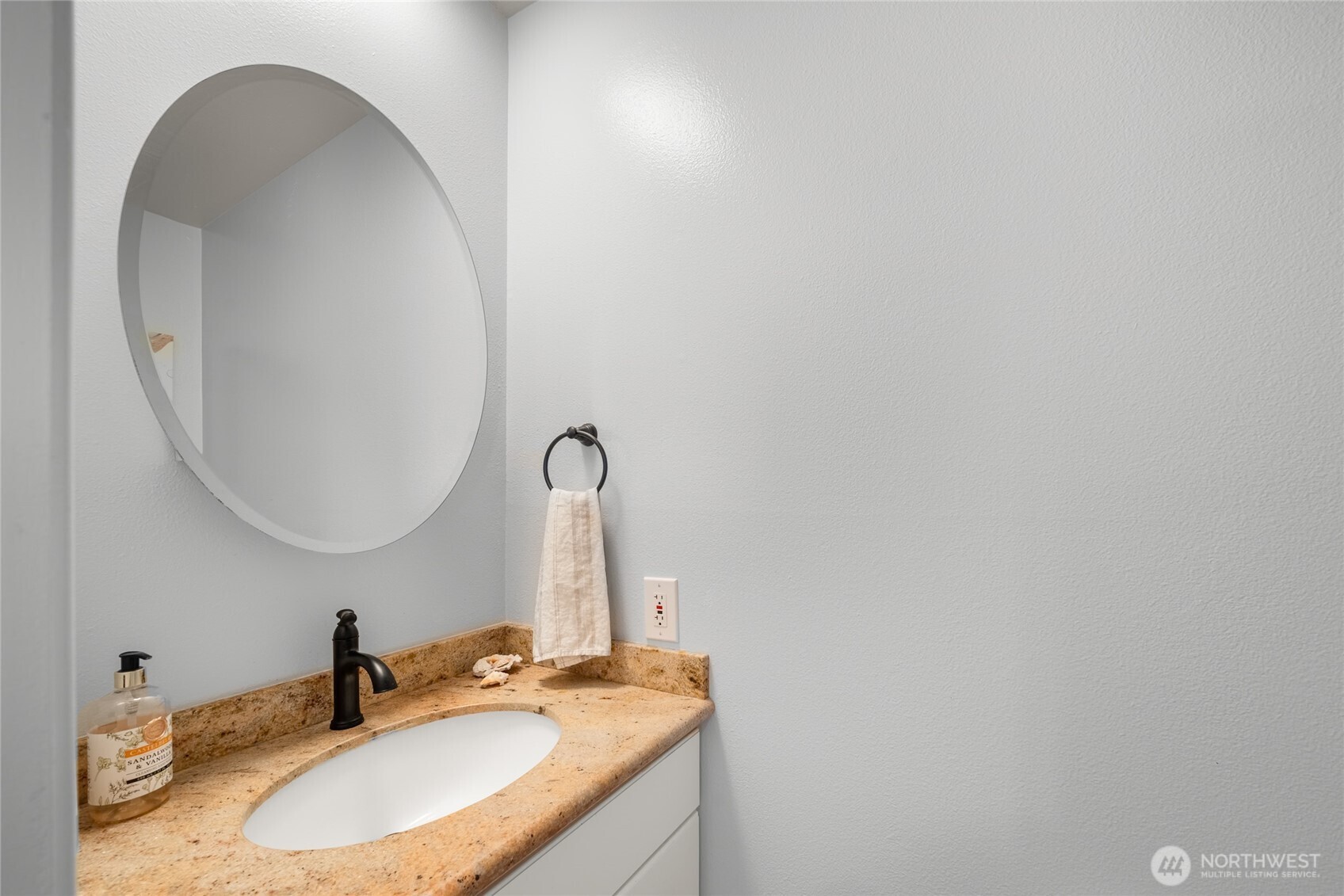 33617 G Street , Ocean Park, WA 98640