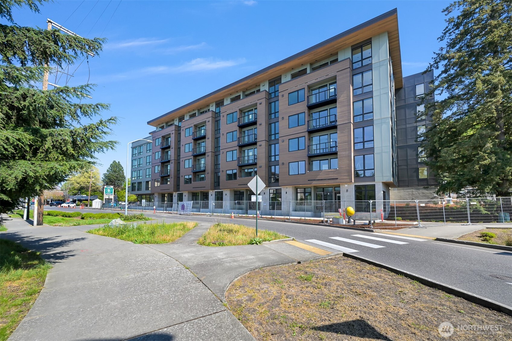 820 N State Street #608, Bellingham, WA 98225