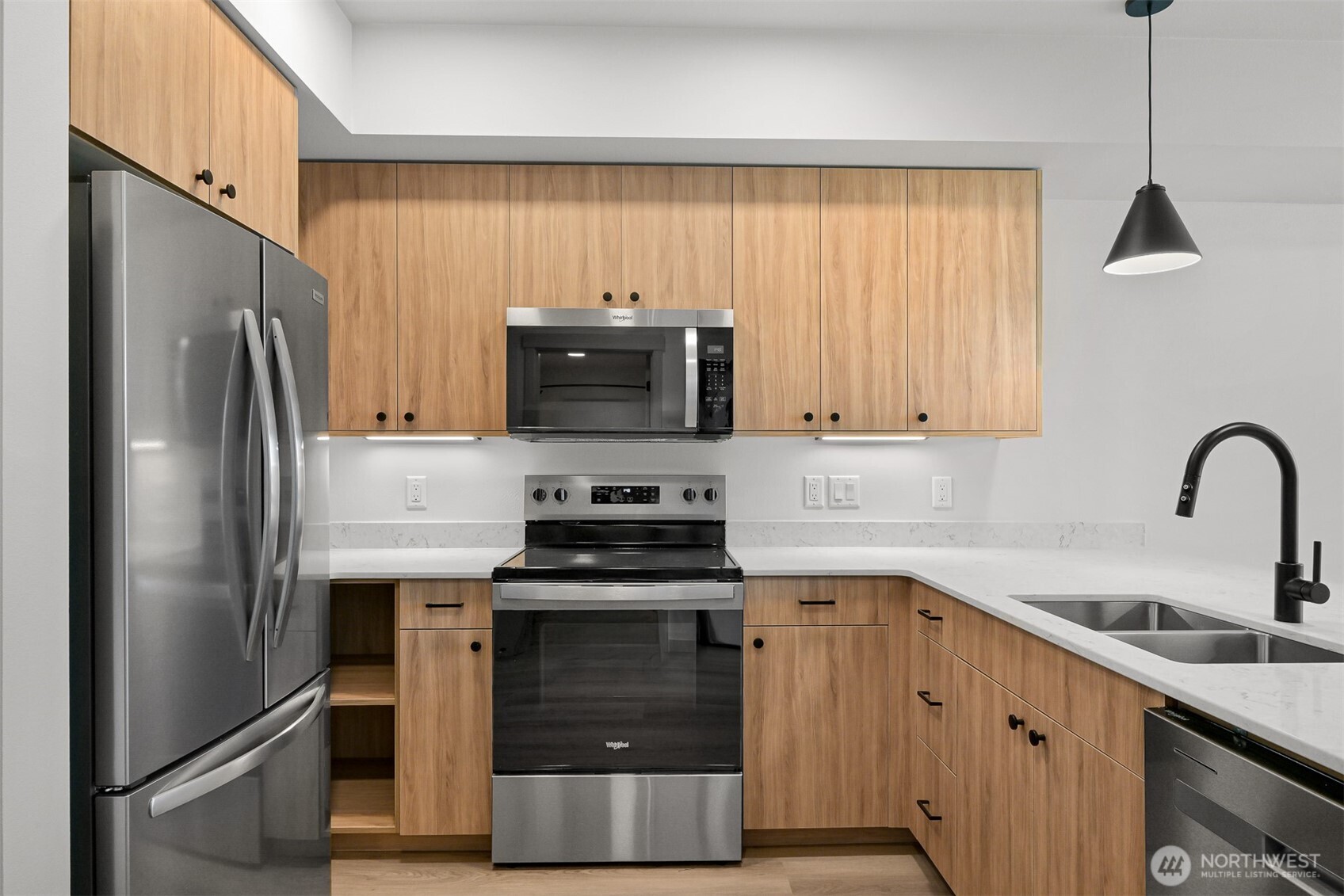 820 N State Street #608, Bellingham, WA 98225