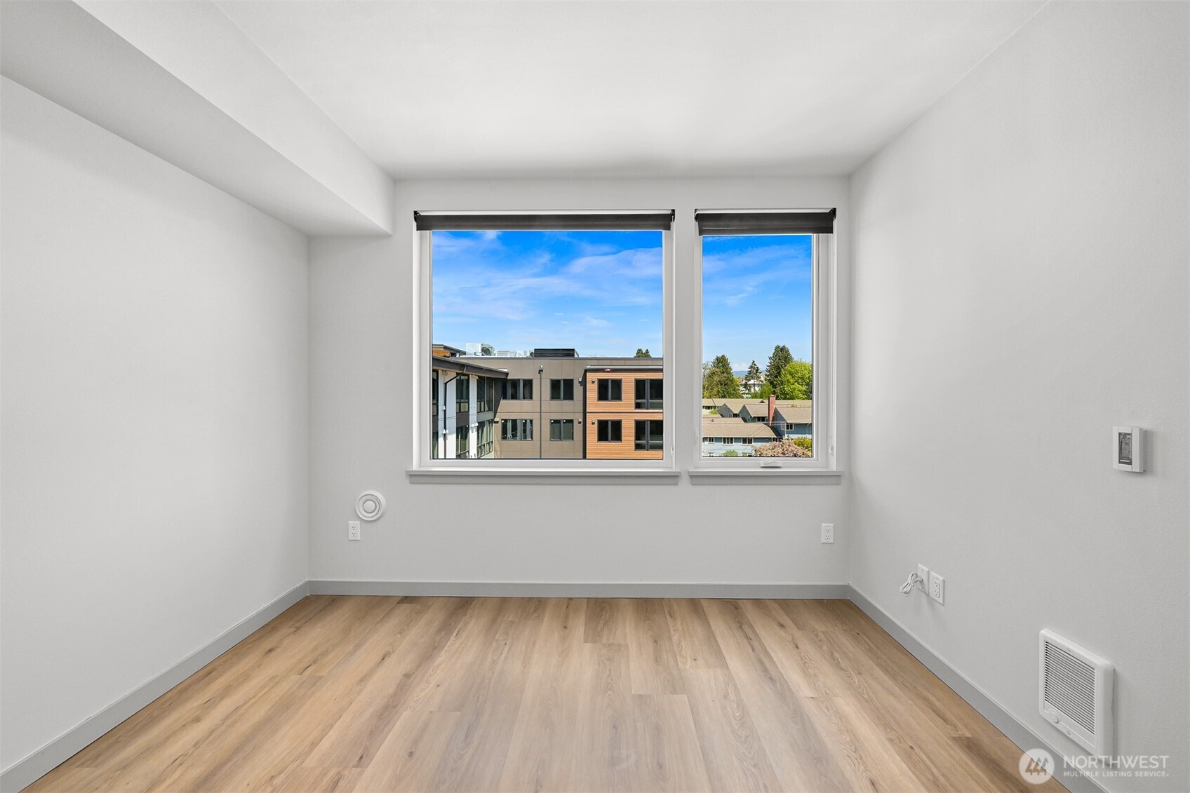 820 N State Street #608, Bellingham, WA 98225