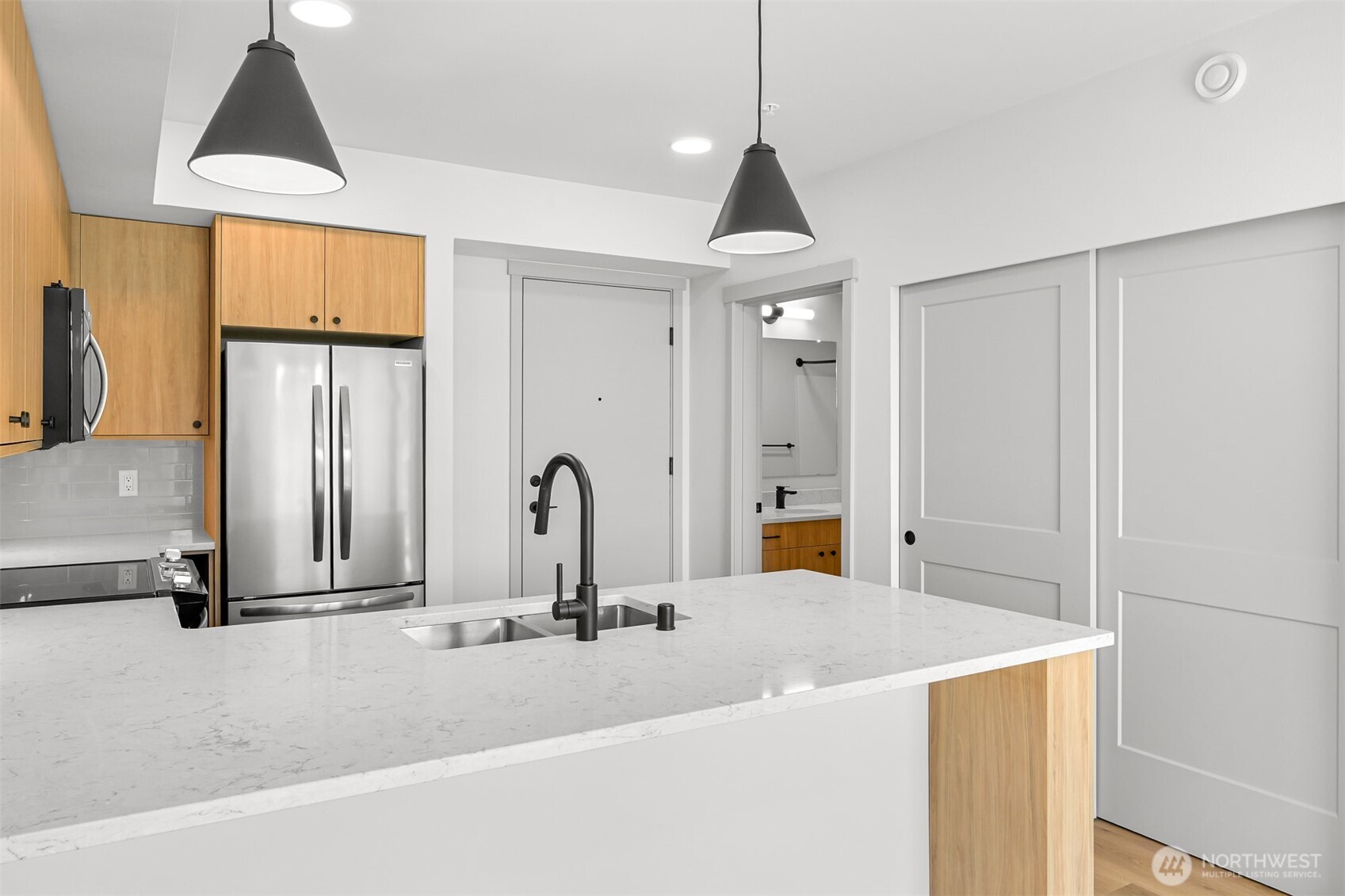 820 N State Street #611, Bellingham, WA 98225