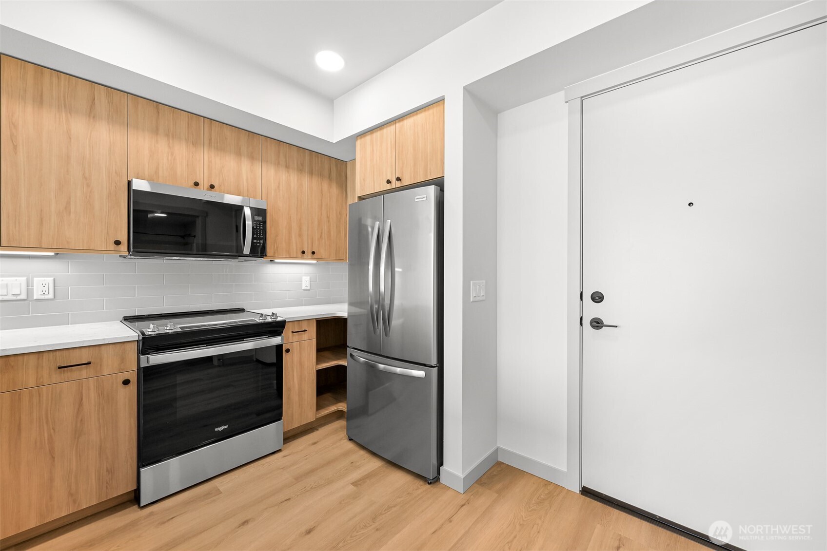 820 N State Street #611, Bellingham, WA 98225