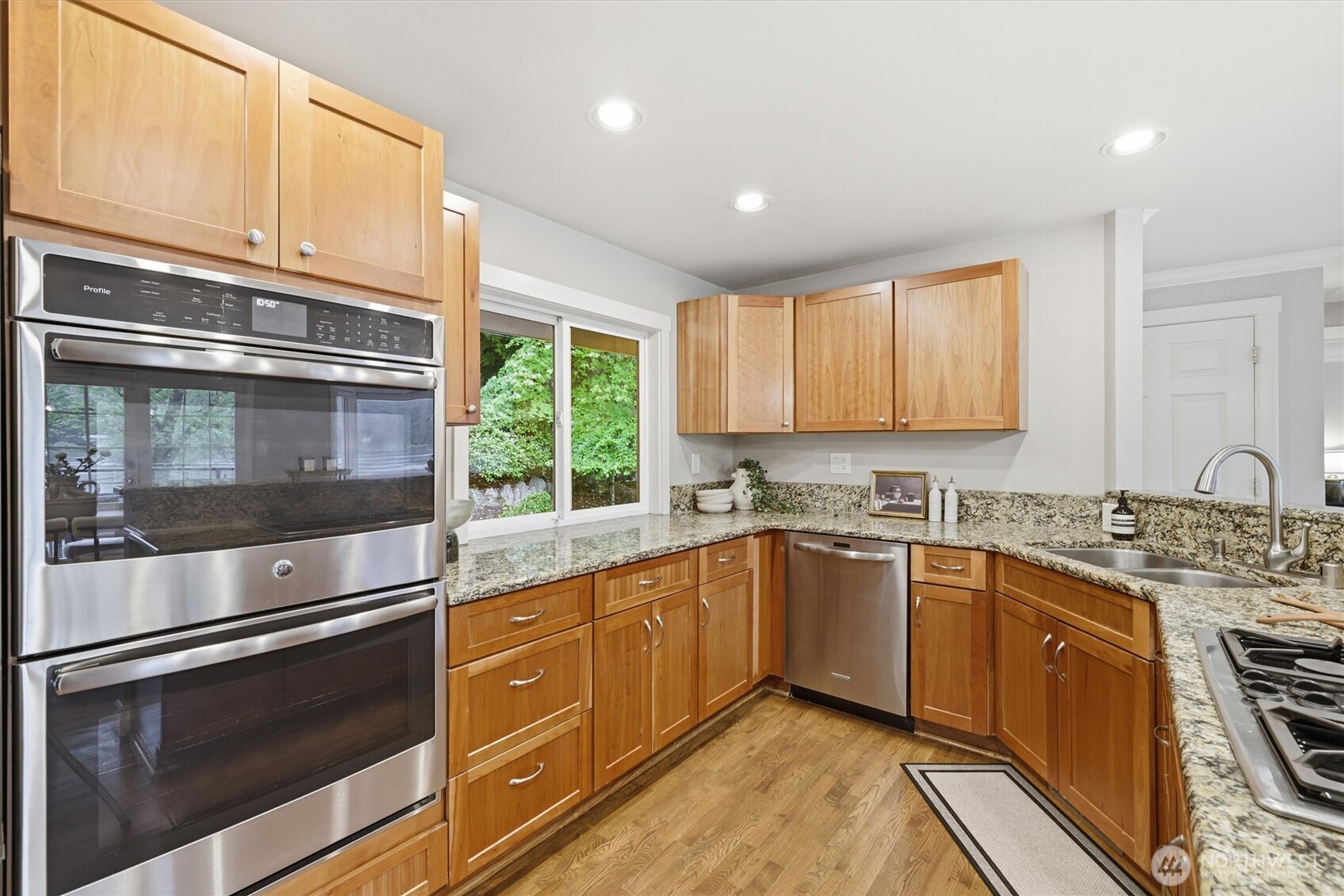 14112 W Lake Kathleen Drive SE, Renton, WA 98059