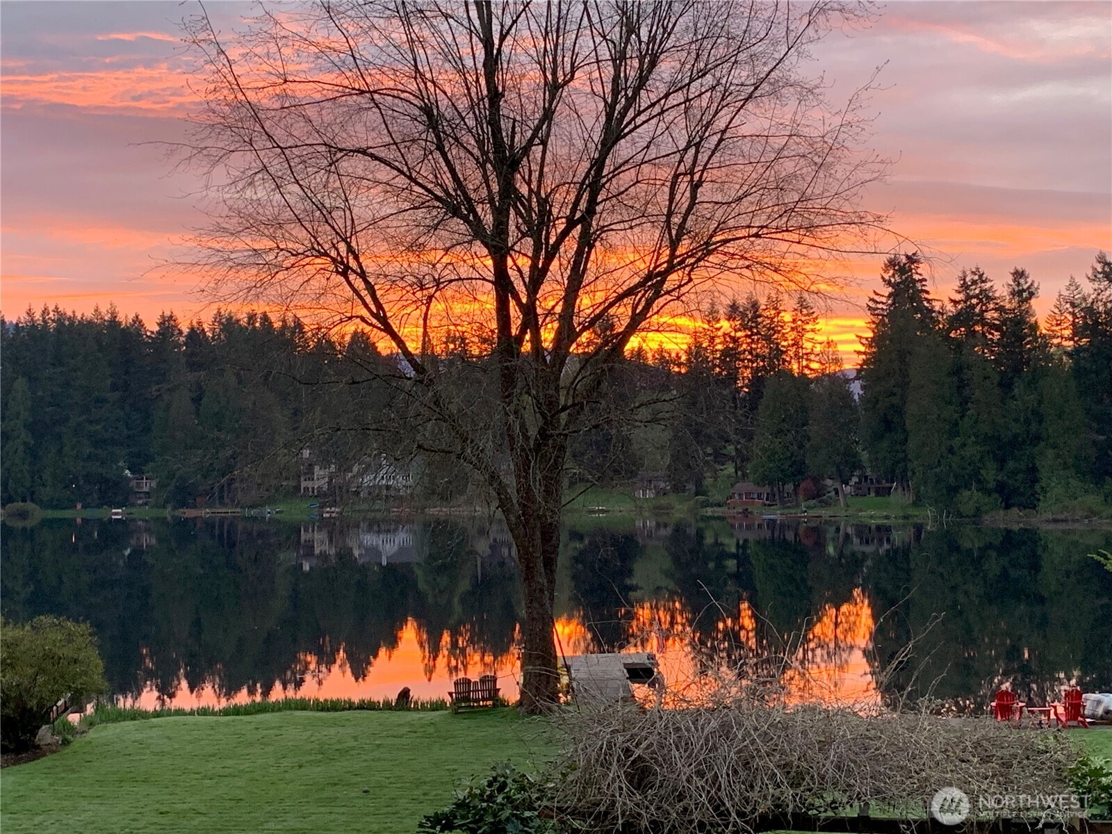 14112 W Lake Kathleen Drive SE, Renton, WA 98059
