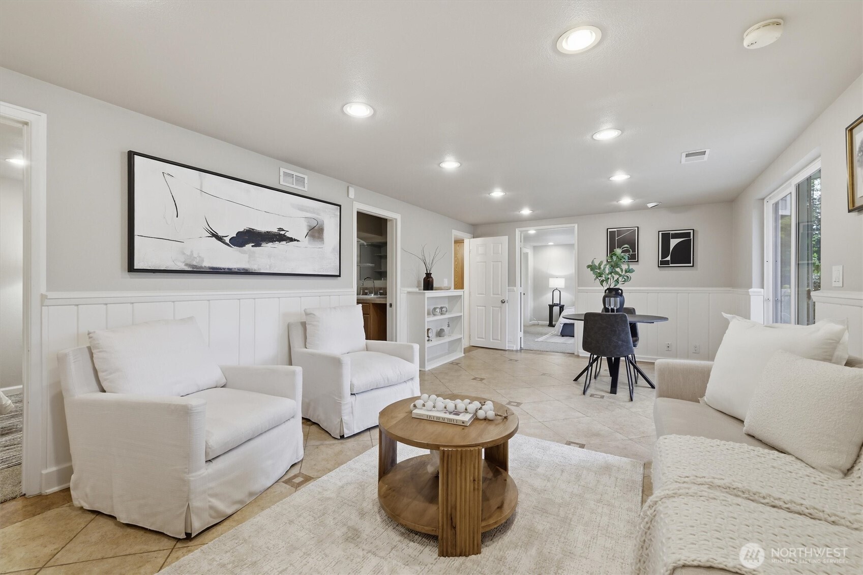 14112 W Lake Kathleen Drive SE, Renton, WA 98059