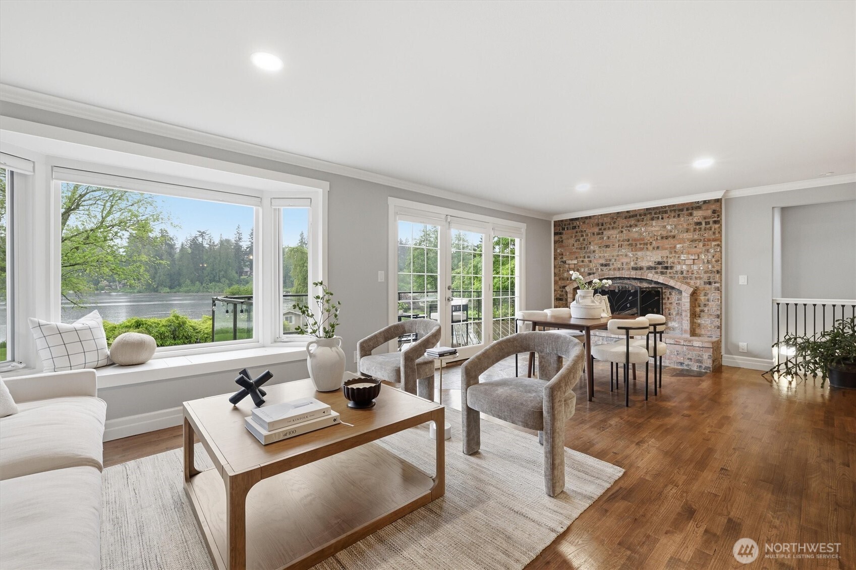 14112 W Lake Kathleen Drive SE, Renton, WA 98059