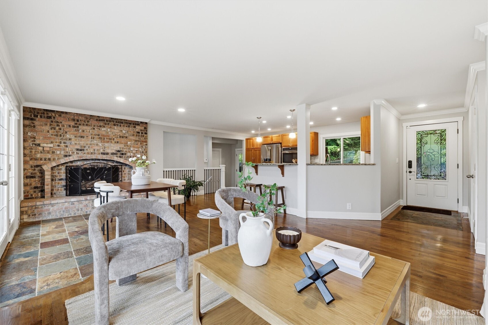 14112 W Lake Kathleen Drive SE, Renton, WA 98059