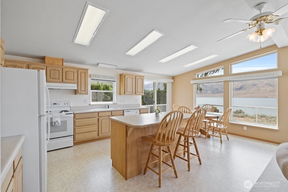 512 SW Island View , Mattawa, WA 99349