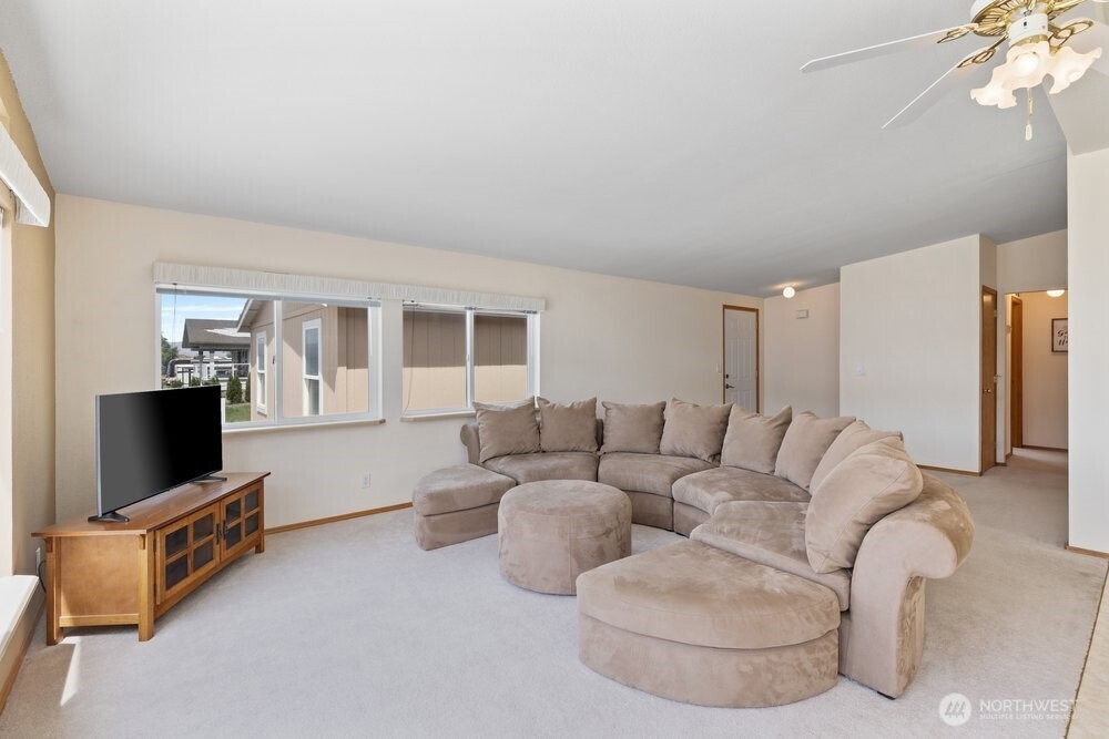512 SW Island View , Mattawa, WA 99349