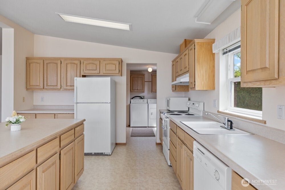 512 SW Island View , Mattawa, WA 99349
