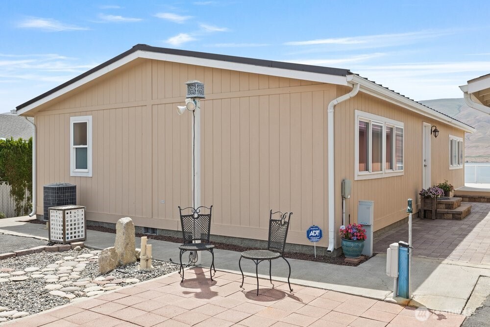 512 SW Island View , Mattawa, WA 99349