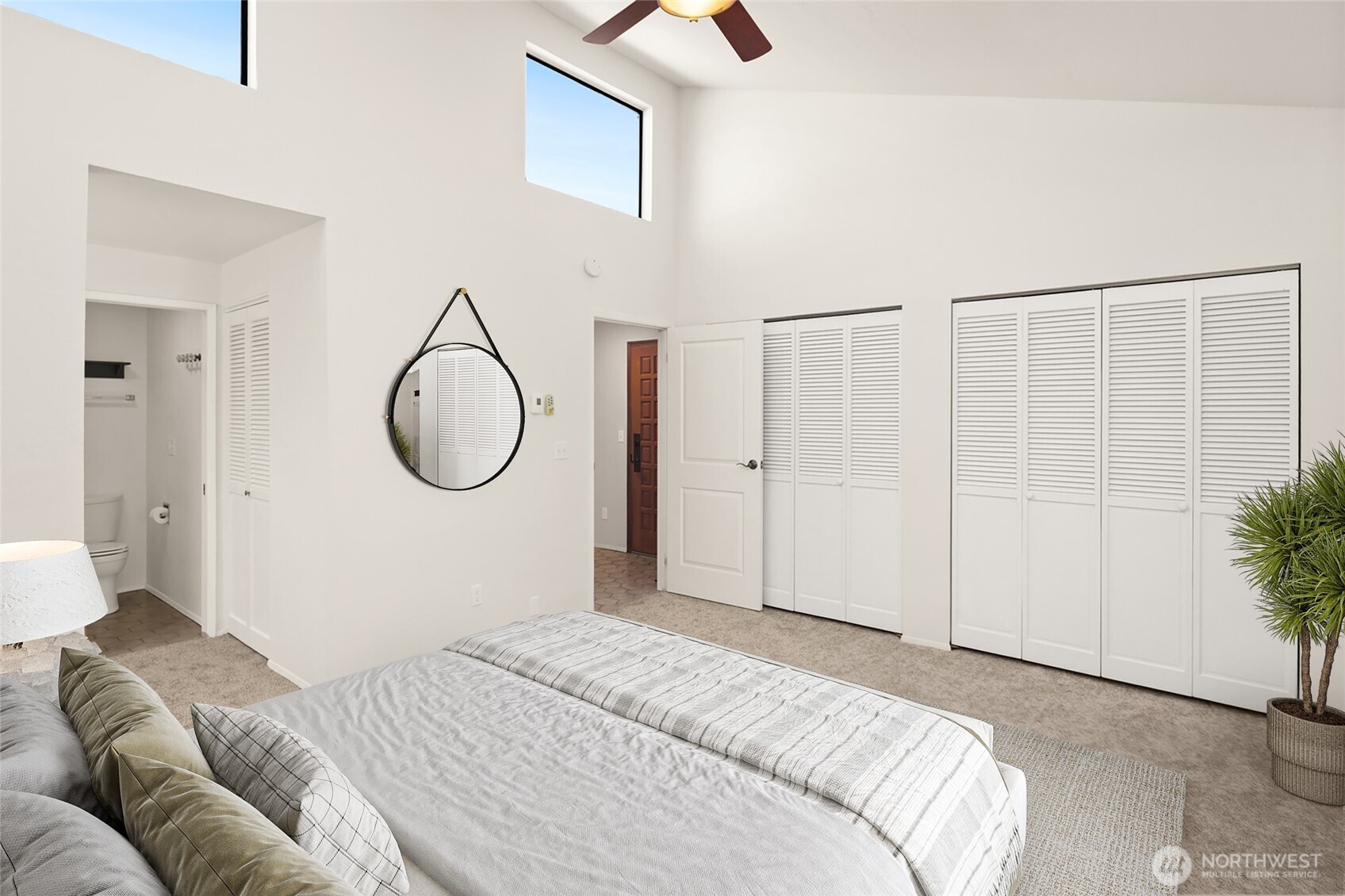 6652 Parkpoint Way NE #D-311, Seattle, WA 98115-7847