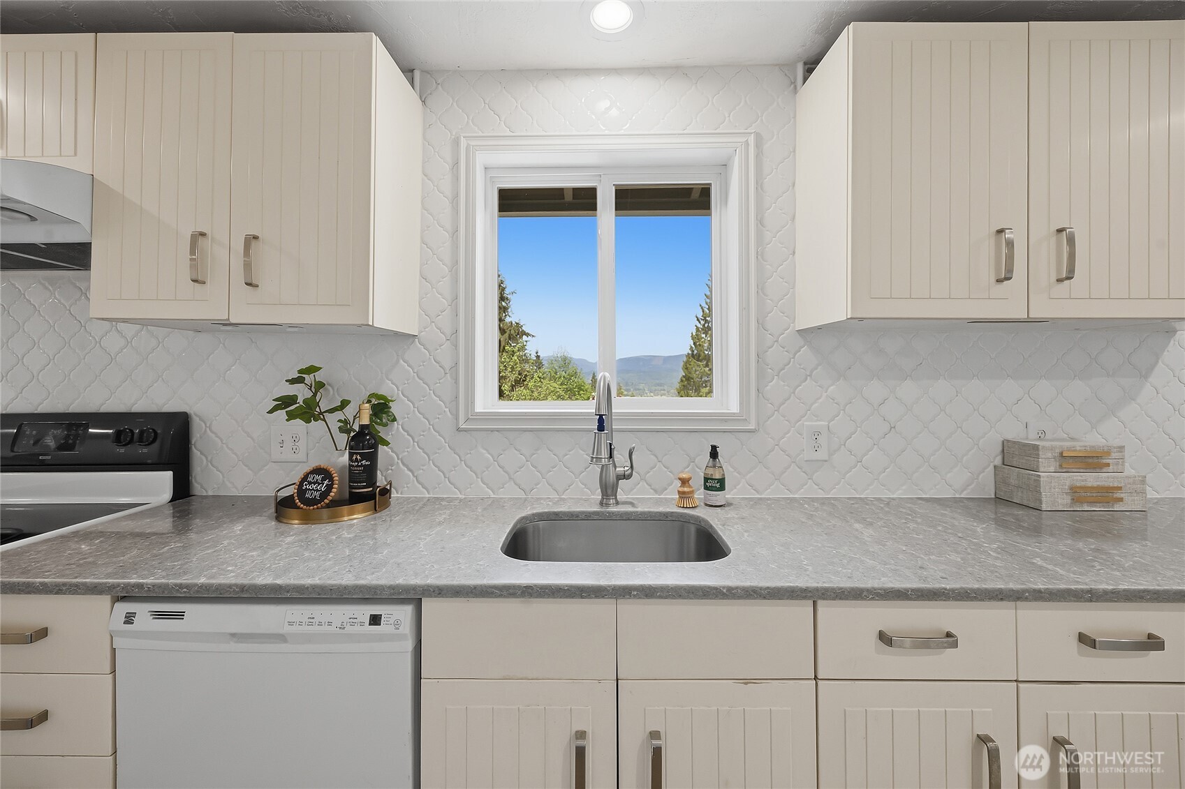 17620 274th Avenue SE, Monroe, WA 98272-9338