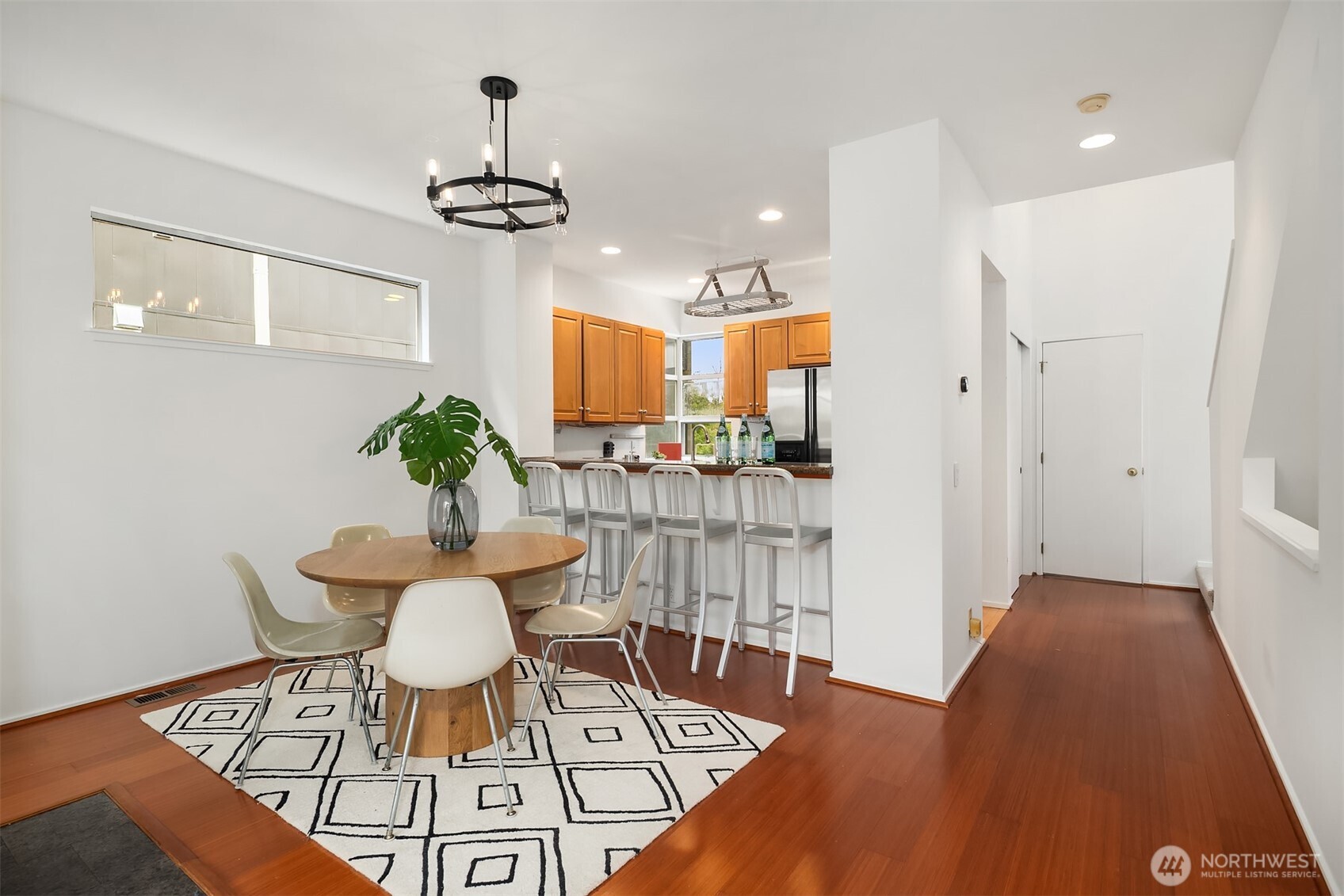 1106 18th Avenue , Seattle, WA 98122
