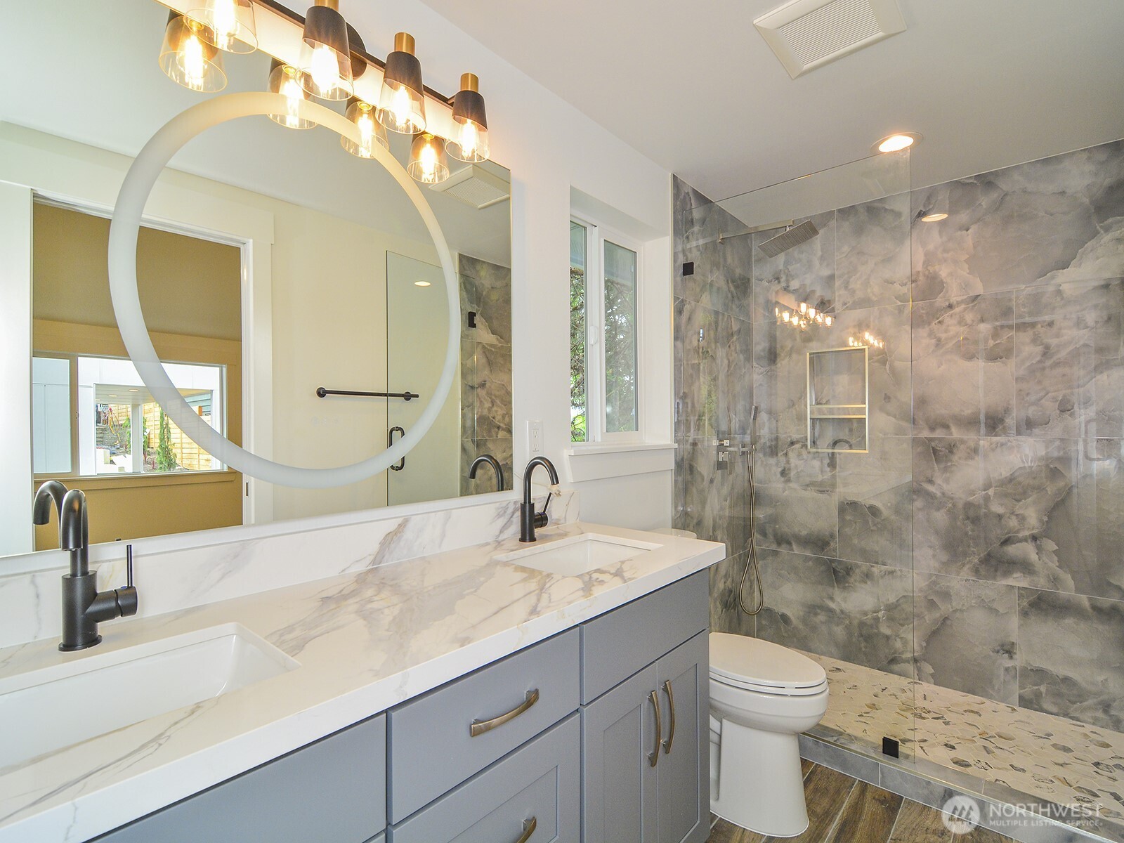 2336 A 23rd Avenue S, Seattle, WA 98144
