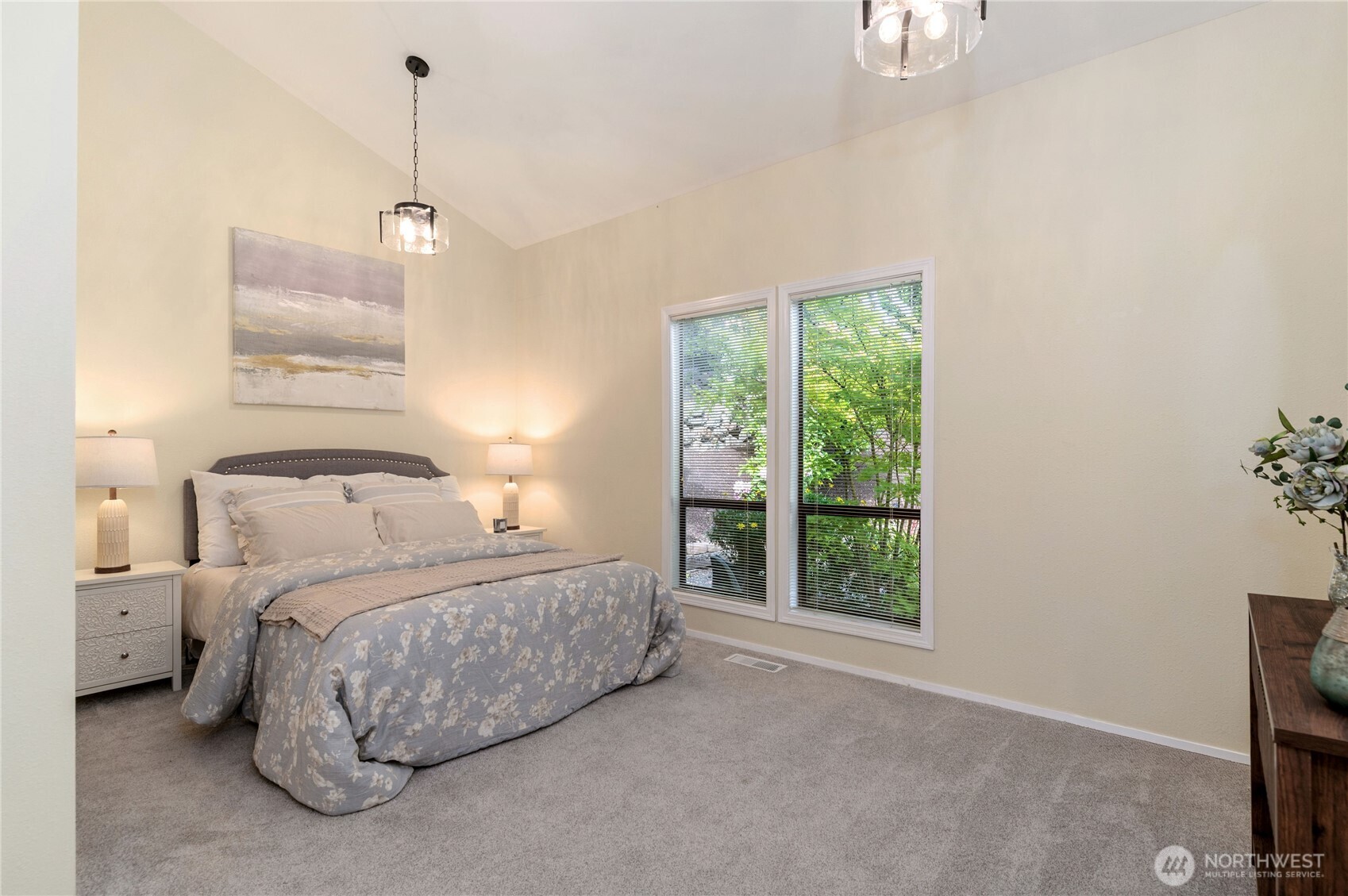 4610 Marine View Place , Bremerton, WA 98312