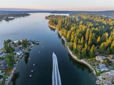 4610 Marine View Place , Bremerton, WA 98312 - Photo 2
