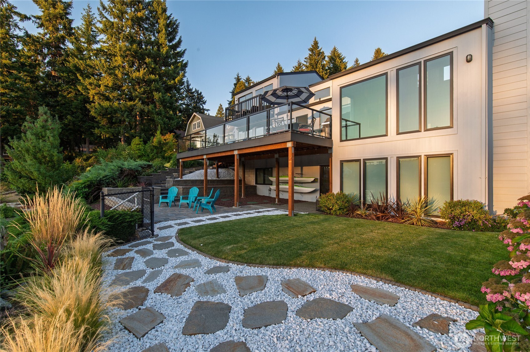 4610 Marine View Place , Bremerton, WA 98312