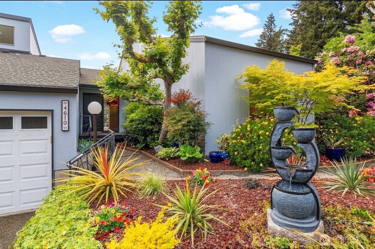 4610 Marine View Place , Bremerton, WA 98312