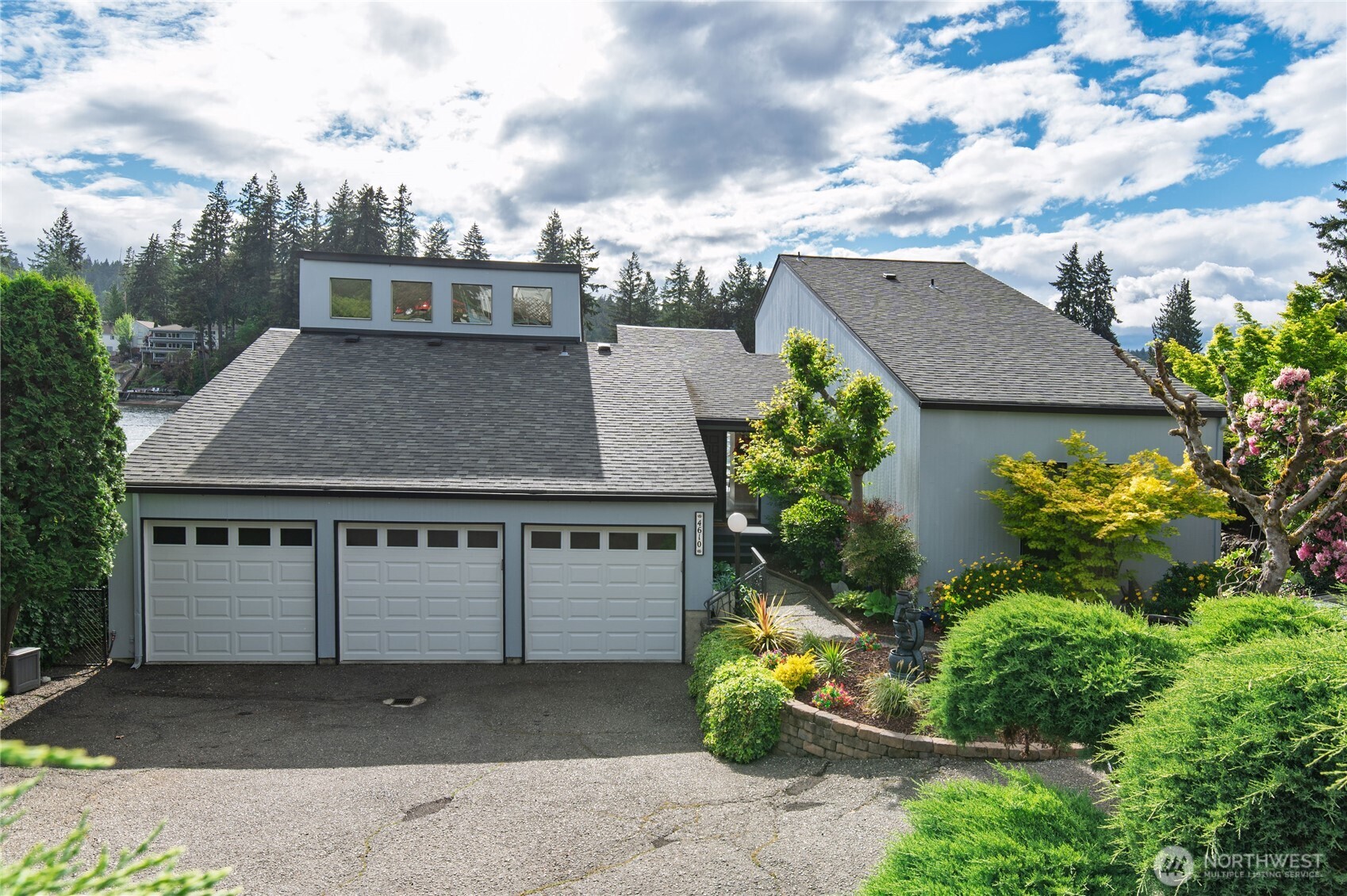 4610 Marine View Place , Bremerton, WA 98312