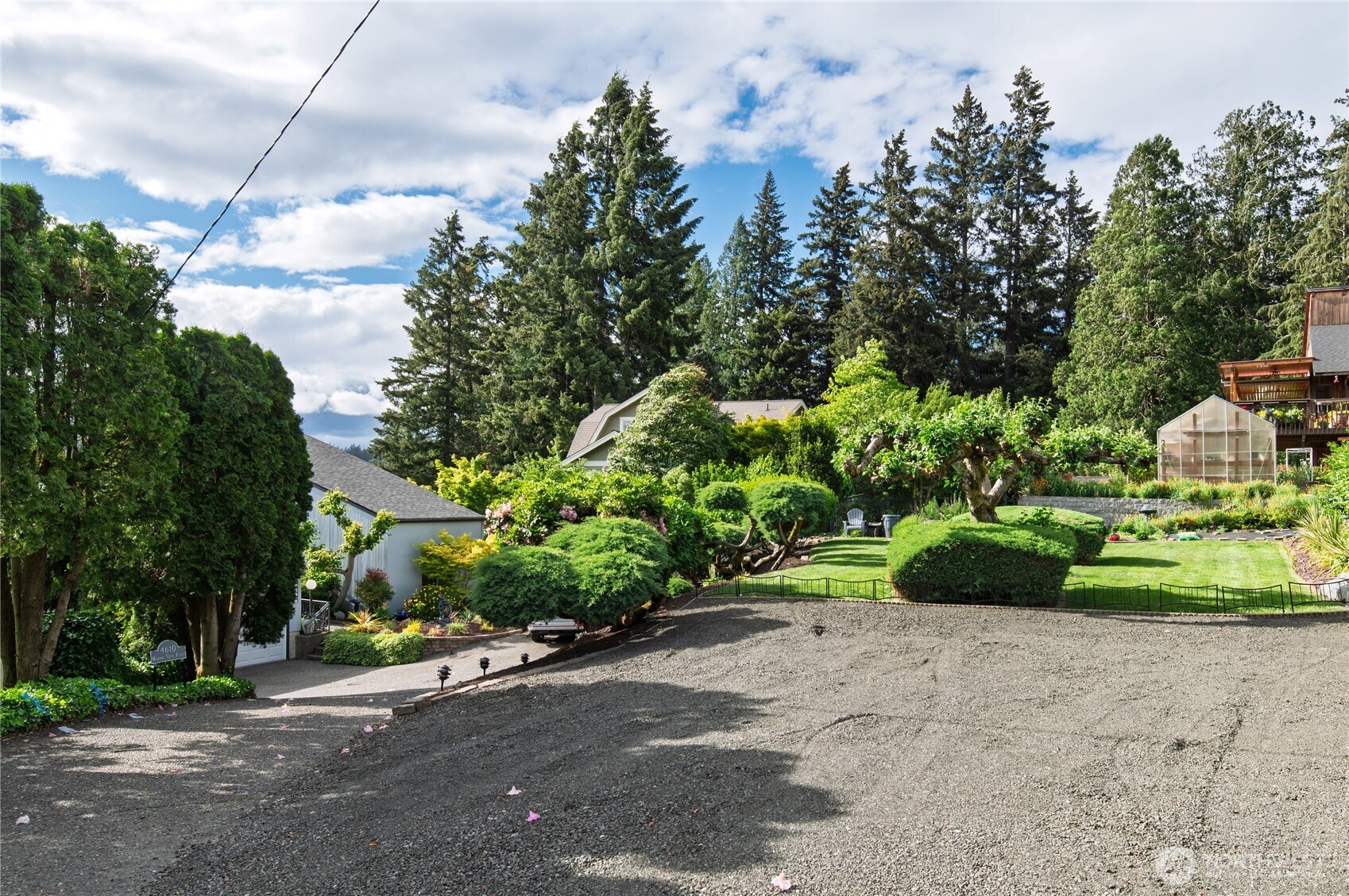 4610 Marine View Place , Bremerton, WA 98312